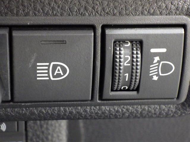 カローラツーリング ハイブリッド　ダブルバイビー　フルセグ　バックカメラ　衝突被害軽減システム　ＥＴＣ　ドラレコ　ＬＥＤヘッドランプ　アイドリングストップ　盗難防止装置　アルミホイール　スマートキー　オートクルーズコントロール　フル装備　エアバッグ（18枚目）