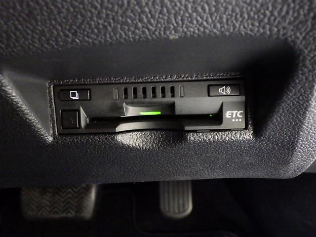 プリウス Sセーフティプラス フルセグ メモリーナビ DVD再生 バックカメラ 衝突被害軽減システム ETC LEDヘッドランプ ワンオーナー 盗難防止装置 アルミホイール CD スマートキー オートクルーズコントロール フル装備(18枚目)