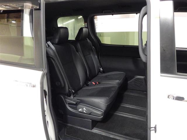 ヴォクシー ハイブリッドＺＳ　煌ＩＩＩ　フルセグ　メモリーナビ　ＤＶＤ再生　後席モニター　バックカメラ　衝突被害軽減システム　ＥＴＣ　両側電動スライド　ＬＥＤヘッドランプ　乗車定員７人　３列シート　ワンオーナー　フルエアロ　盗難防止装置（27枚目）