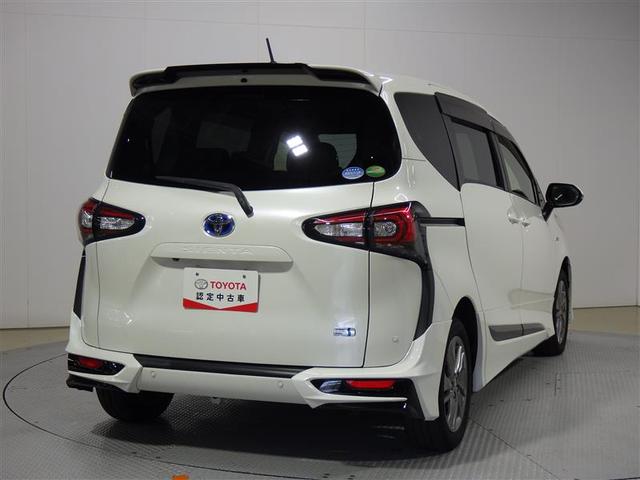 シエンタ ハイブリッドＧ　クエロ　フルセグ　メモリーナビ　ＤＶＤ再生　バックカメラ　衝突被害軽減システム　ＥＴＣ　両側電動スライド　ＬＥＤヘッドランプ　ウオークスルー　乗車定員７人　３列シート　ワンオーナー　フルエアロ　盗難防止装置（3枚目）