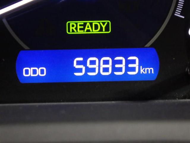 ノア ＳＩ　フルセグ　メモリーナビ　ＤＶＤ再生　後席モニター　バックカメラ　衝突被害軽減システム　ＥＴＣ　両側電動スライド　ＬＥＤヘッドランプ　乗車定員７人　３列シート　ワンオーナー　フルエアロ　盗難防止装置（7枚目）