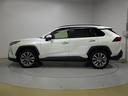 ＲＡＶ４ Ｇ　Ｚパッケージ　４ＷＤ　フルセグ　メモリーナビ　ＤＶＤ再生　バックカメラ　衝突被害軽減システム　ＬＥＤヘッドランプ　ワンオーナー　盗難防止装置　アルミホイール　ＣＤ　電動シート　スマートキー　展示・試乗車　フル装備（2枚目）