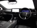 クラウンスポーツ Ｚ　革シート　４ＷＤ　フルセグ　メモリーナビ　ミュージックプレイヤー接続可　バックカメラ　衝突被害軽減システム　ＥＴＣ　ＬＥＤヘッドランプ　ワンオーナー　盗難防止装置　アルミホイール　電動シート　フル装備（6枚目）