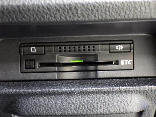 ノア ハイブリッドＸ　ワンセグ　メモリーナビ　バックカメラ　ＥＴＣ　電動スライドドア　ＬＥＤヘッドランプ　乗車定員７人　３列シート　ワンオーナー　盗難防止装置　アルミホイール　ＣＤ　スマートキー　フル装備　エアバッグ（21枚目）