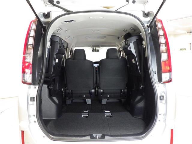 ノア ハイブリッドＸ　ワンセグ　メモリーナビ　バックカメラ　ＥＴＣ　電動スライドドア　ＬＥＤヘッドランプ　乗車定員７人　３列シート　ワンオーナー　盗難防止装置　アルミホイール　ＣＤ　スマートキー　フル装備　エアバッグ（27枚目）