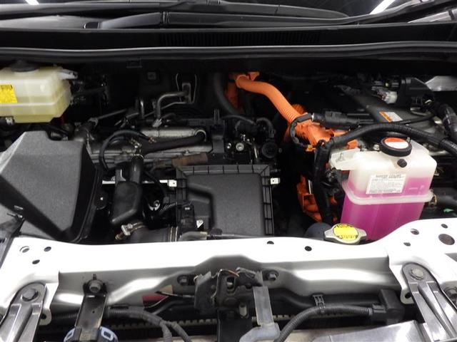 ノア ハイブリッドＸ　ワンセグ　メモリーナビ　バックカメラ　ＥＴＣ　電動スライドドア　ＬＥＤヘッドランプ　乗車定員７人　３列シート　ワンオーナー　盗難防止装置　アルミホイール　ＣＤ　スマートキー　フル装備　エアバッグ（29枚目）