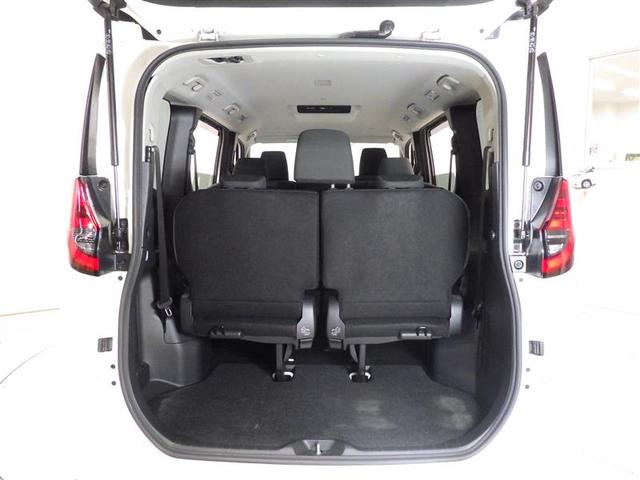 ノア Ｘ　衝突被害軽減システム　両側電動スライド　ＬＥＤヘッドランプ　ウオークスルー　乗車定員８人　３列シート　ワンオーナー　盗難防止装置　スマートキー　オートクルーズコントロール　フル装備　エアバッグ（20枚目）