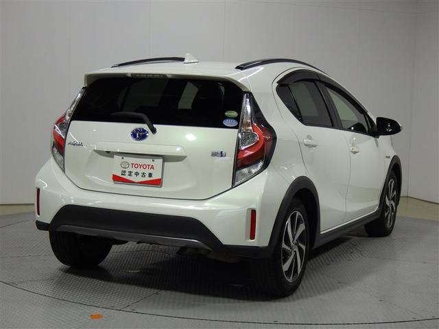 アクア クロスオーバー　フルセグ　メモリーナビ　ＤＶＤ再生　バックカメラ　衝突被害軽減システム　ＥＴＣ　ドラレコ　ＬＥＤヘッドランプ　盗難防止装置　アルミホイール　ＣＤ　スマートキー　フル装備　エアバッグ　横滑り防止機能（3枚目）