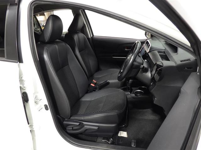 アクア クロスオーバー　フルセグ　メモリーナビ　ＤＶＤ再生　バックカメラ　衝突被害軽減システム　ＥＴＣ　ドラレコ　ＬＥＤヘッドランプ　盗難防止装置　アルミホイール　ＣＤ　スマートキー　フル装備　エアバッグ　横滑り防止機能（21枚目）