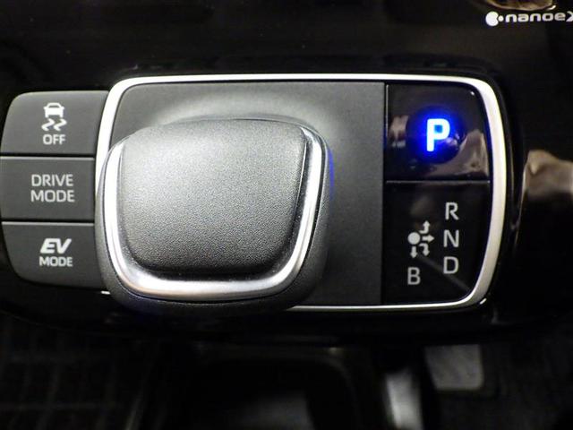 アクア Ｚ　フルセグ　メモリーナビ　ミュージックプレイヤー接続可　バックカメラ　衝突被害軽減システム　ＥＴＣ　ドラレコ　ＬＥＤヘッドランプ　ワンオーナー　盗難防止装置　アルミホイール　電動シート　スマートキー（13枚目）