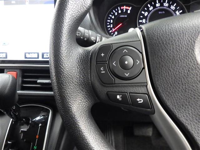 ノア Ｘ　４ＷＤ　フルセグ　メモリーナビ　ＤＶＤ再生　後席モニター　バックカメラ　衝突被害軽減システム　ＥＴＣ　両側電動スライド　ＬＥＤヘッドランプ　ウオークスルー　乗車定員７人　３列シート　ワンオーナー　ＣＤ（16枚目）