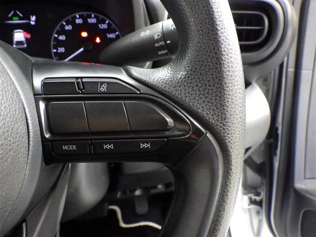 ヤリス X メモリーナビ ミュージックプレイヤー接続可 バックカメラ 衝突被害軽減システム ETC ドラレコ 盗難防止装置 スマートキー フル装備 エアバッグ 横滑り防止機能(17枚目)