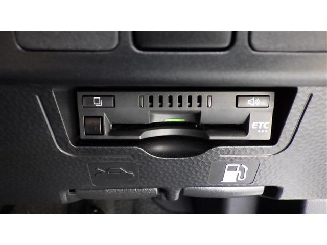 ルーミー カスタムＧ－Ｔ　フルセグ　メモリーナビ　ＤＶＤ再生　バックカメラ　衝突被害軽減システム　ＥＴＣ　両側電動スライド　ＬＥＤヘッドランプ　ウオークスルー　アイドリングストップ　盗難防止装置　アルミホイール　ＣＤ　フル装備（22枚目）