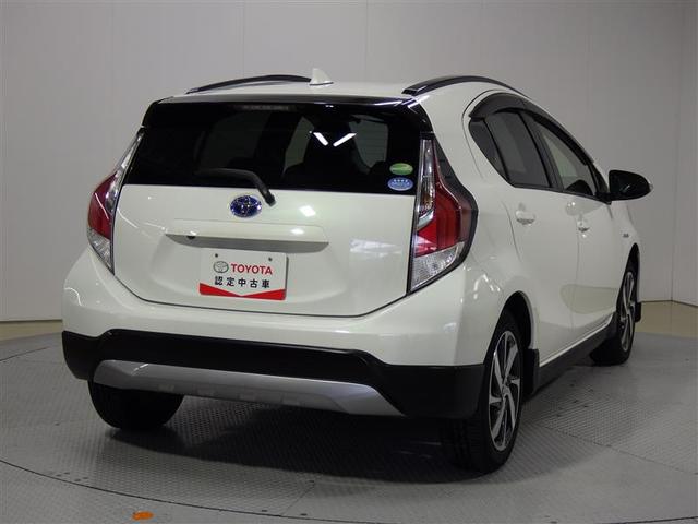 アクア Ｘ－アーバン　ソリッド　フルセグ　メモリーナビ　ＤＶＤ再生　バックカメラ　衝突被害軽減システム　ＥＴＣ　ドラレコ　ＬＥＤヘッドランプ　盗難防止装置　アルミホイール　ＣＤ　スマートキー　フル装備　エアバッグ　横滑り防止機能（3枚目）