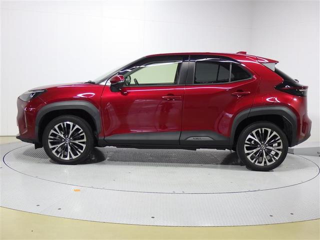 ヤリスクロス ハイブリッドZ フルセグ メモリーナビ DVD再生 ミュージックプレイヤー接続可 バックカメラ 衝突被害軽減システム ETC LEDヘッドランプ 盗難防止装置 アルミホイール CD 電動シート スマートキー フル装備(2枚目)