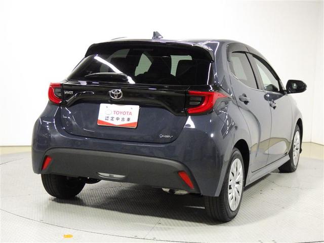 ヤリス ハイブリッドＺ　フルセグ　メモリーナビ　ミュージックプレイヤー接続可　バックカメラ　衝突被害軽減システム　ＥＴＣ　ＬＥＤヘッドランプ　ワンオーナー　盗難防止装置　スマートキー　オートクルーズコントロール　フル装備（3枚目）