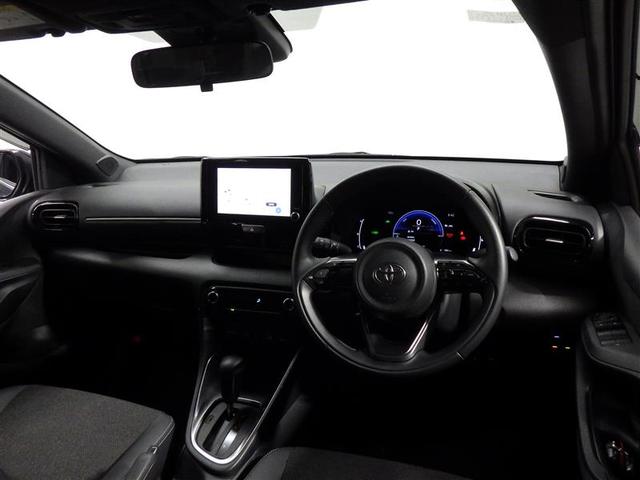 ヤリス ハイブリッドＺ　フルセグ　メモリーナビ　ミュージックプレイヤー接続可　バックカメラ　衝突被害軽減システム　ＥＴＣ　ＬＥＤヘッドランプ　ワンオーナー　盗難防止装置　スマートキー　オートクルーズコントロール　フル装備（5枚目）