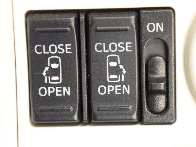 ムーヴキャンバス Ｘメイクアップリミテッド　ＳＡＩＩＩ　ＤＶＤ再生　バックカメラ　衝突被害軽減システム　ＥＴＣ　両側電動スライド　アイドリングストップ　盗難防止装置　ベンチシート　ＣＤ　スマートキー　フル装備　エアバッグ　横滑り防止機能（15枚目）