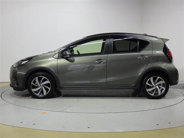 アクア クロスオーバー グラム ワンセグ メモリーナビ バックカメラ 衝突被害軽減システム ETC LEDヘッドランプ アルミホイール CD スマートキー ハーフレザー フル装備 エアバッグ 横滑り防止機能 ハイブリッド(2枚目)