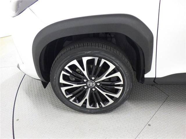 ヤリスクロス ハイブリッドＺ　フルセグ　メモリーナビ　ミュージックプレイヤー接続可　バックカメラ　衝突被害軽減システム　ＥＴＣ　ＬＥＤヘッドランプ　ワンオーナー　盗難防止装置　アルミホイール　電動シート　スマートキー　フル装備（27枚目）