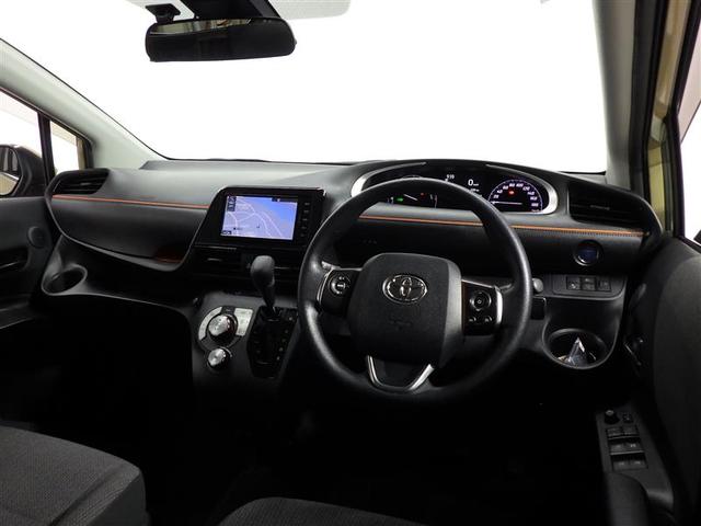 シエンタ ハイブリッド　ファンベースＸ　フルセグ　メモリーナビ　ＤＶＤ再生　バックカメラ　衝突被害軽減システム　ＥＴＣ　電動スライドドア　ウオークスルー　ワンオーナー　盗難防止装置　ＣＤ　スマートキー　フル装備　エアバッグ　横滑り防止機能（5枚目）