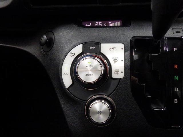 シエンタ ハイブリッド　ファンベースＸ　フルセグ　メモリーナビ　ＤＶＤ再生　バックカメラ　衝突被害軽減システム　ＥＴＣ　電動スライドドア　ウオークスルー　ワンオーナー　盗難防止装置　ＣＤ　スマートキー　フル装備　エアバッグ　横滑り防止機能（12枚目）