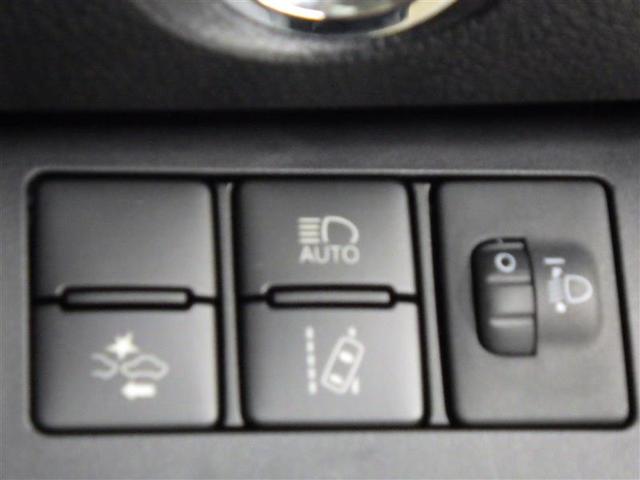 シエンタ ハイブリッド　ファンベースＸ　フルセグ　メモリーナビ　ＤＶＤ再生　バックカメラ　衝突被害軽減システム　ＥＴＣ　電動スライドドア　ウオークスルー　ワンオーナー　盗難防止装置　ＣＤ　スマートキー　フル装備　エアバッグ　横滑り防止機能（19枚目）