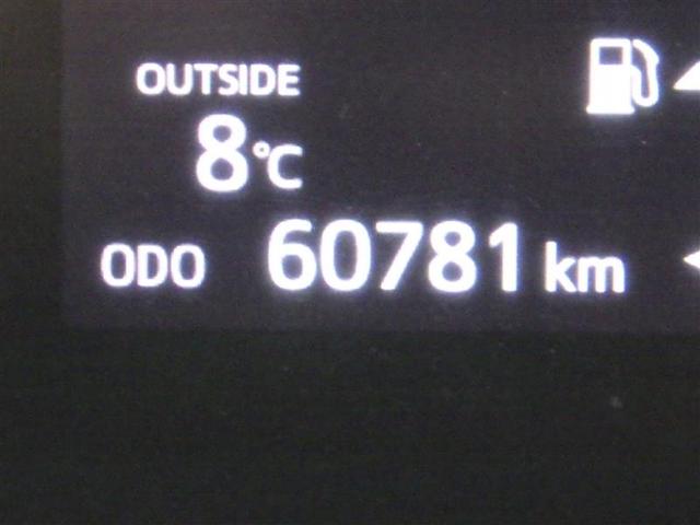 シエンタ Ｇ　フルセグ　メモリーナビ　ＤＶＤ再生　バックカメラ　衝突被害軽減システム　ＥＴＣ　ドラレコ　両側電動スライド　ＬＥＤヘッドランプ　ウオークスルー　乗車定員７人　３列シート　アイドリングストップ　ＣＤ（7枚目）