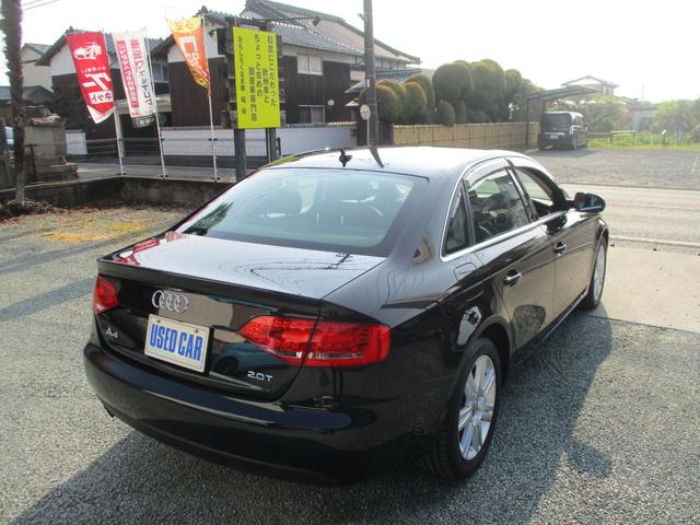 Ａ４ ２．０ＴＦＳＩ　天井新品張替え　ガラスコーティング済　ブラックレザーシート　異臭、タバコ臭無し（14枚目）