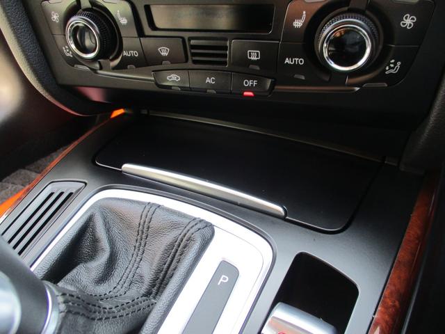 Ａ４ ２．０ＴＦＳＩ　天井新品張替え　ガラスコーティング済　ブラックレザーシート　異臭、タバコ臭無し（34枚目）