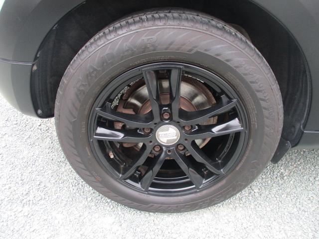 ＭＩＮＩ ワン　クロスオーバー　ミニのＳＵＶグレード　異臭無し　九州使用車下回り錆びなく安心　ガラスコーティング処理済　ステアリングカバーはシートカバーと同色です。（60枚目）