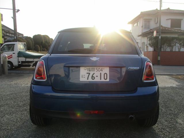 MINI ワン 自動車税 安い1400cc ボディ全磨き後 ガラスコーティング施工済 ルームクリーニング済 異臭無し エンジンオイル エレメント ブレーキフルード全交換渡し(11枚目)