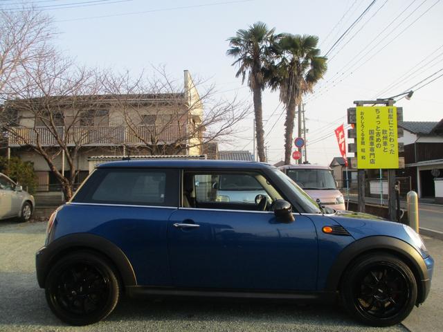 MINI ワン 自動車税 安い1400cc ボディ全磨き後 ガラスコーティング施工済 ルームクリーニング済 異臭無し エンジンオイル エレメント ブレーキフルード全交換渡し(15枚目)