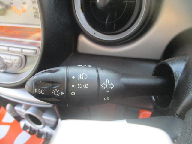 MINI ワン 自動車税 安い1400cc ボディ全磨き後 ガラスコーティング施工済 ルームクリーニング済 異臭無し エンジンオイル エレメント ブレーキフルード全交換渡し(37枚目)