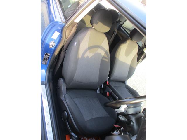 MINI ワン 自動車税 安い1400cc ボディ全磨き後 ガラスコーティング施工済 ルームクリーニング済 異臭無し エンジンオイル エレメント ブレーキフルード全交換渡し(38枚目)