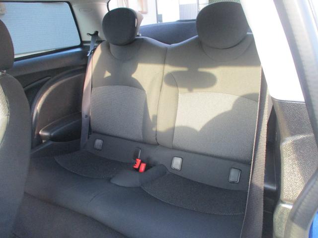 MINI ワン 自動車税 安い1400cc ボディ全磨き後 ガラスコーティング施工済 ルームクリーニング済 異臭無し エンジンオイル エレメント ブレーキフルード全交換渡し(42枚目)