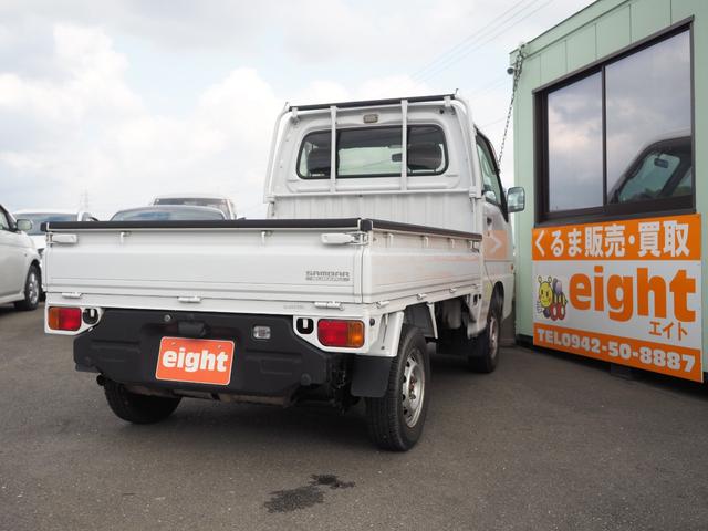 サンバートラック ＴＢ　４ＷＤ　エクストラロー　５速　エアコン　パワステ　４ＷＤ　エクストラロー　５速　三方開　運転席エアバッグ　ビニールシート　エアコン　パワステ　ドアバイザー　作業灯　リアエンジン（2枚目）
