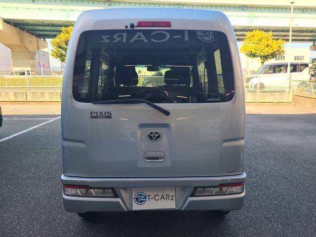 ピクシスバン クルーズ　ＳＡＩＩＩ　ナビ　バックカメラ　衝突軽減ブレーキ　地デジ　電動格納ミラー　ＥＴＣ　レベライザー　斜線制御　パワーウィンドウ　アイドリングストップ　エアコン　パワーステアリング　オートマチックハイビーム（6枚目）