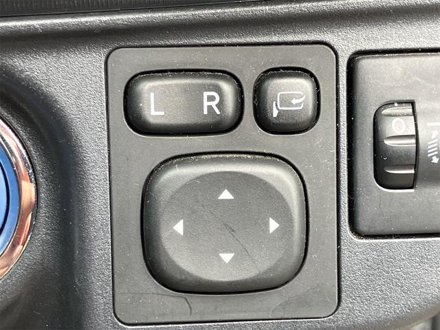 アクア Ｇ　前後ドライブレコーダー　ナビ地デジＴＶ　Ｂｌｕｅｔｏｏｔｈ　スマートキー　ＥＴＣ　プッシュスターター　オートライト　ＬＥＤヘッドライト　衝突軽減ブレーキ　オートマチックハイビーム　レーンアシスト（14枚目）