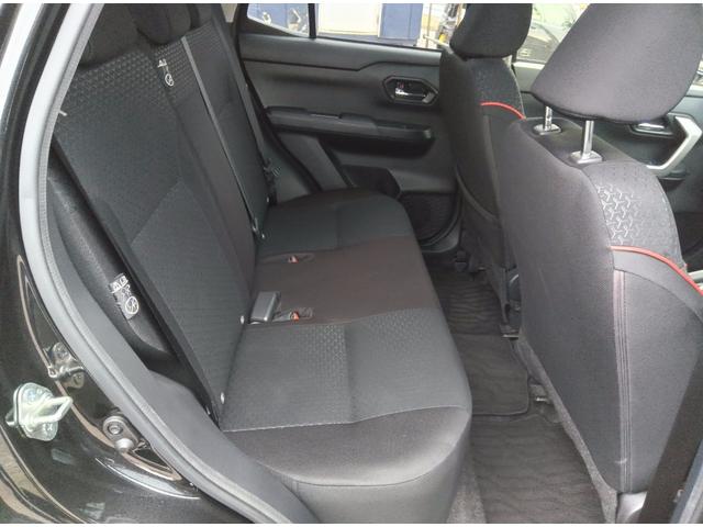 ライズ Ｚ　ＬＥＤヘッドライト　純正アルミホイール　ナビ地デジＴＶ　バックカメラ　Ｂｌｕｅｔｏｏｔｈ　スマートキー　プッシュスターター　シートヒーター　衝突軽減ブレーキ　レーンアシスト　オートマチックハイビーム（17枚目）