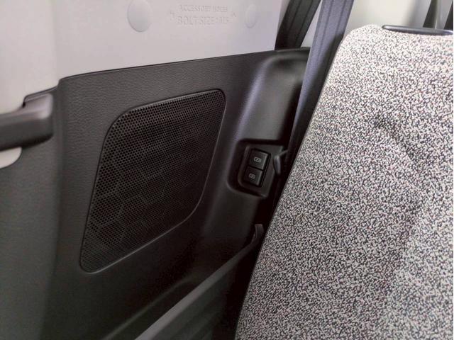 スペーシア ハイブリッドＸ　届出済未使用車　両側電動スライドドア　セーフティプラスパッケージ　全方位モニター付メモリーナビゲーション地デジＴＶ　スズキコネクト対応通信機装着車　デュアルセンサーブレーキサポートＩＩ（21枚目）