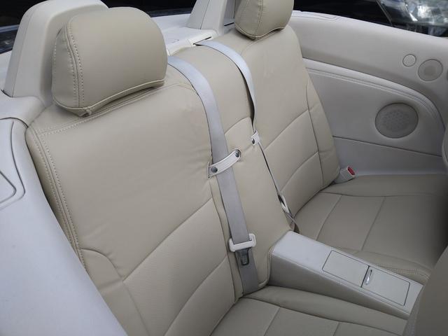 ＩＳ ＩＳ２５０Ｃ　バージョンＬ　検８年６月／現行後期スピンドルグリル仕様／新品シートカバー／三眼ヘッドライト／ブラック１９インチ新品タイヤ／車高調／オープニングモーション＆シーケンシャルウインカー／フルセグＴＶ／スマートキー２本（18枚目）