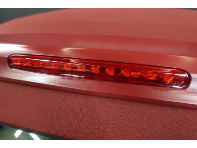 ５００Ｃ ツインエア　ラウンジ　赤幌電動キャンバストップ　Ａｐｐｌｅｃａｒｐａｙ対応ディスプレイ　バックソナー　ドライブレコーダー　フロント＆リアフォグランプ　ＵＳＢ接続ポート＆Ｂｌｕｅｔｏｏｔｈ接続対応　ＨＩＤヘッドライト　禁煙車（47枚目）
