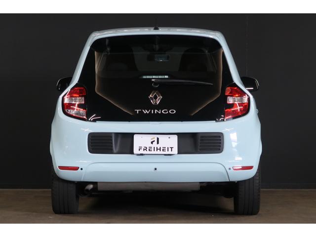 トゥインゴ インテンス　当店買取車　純正ＣＤオーディオ　バックソナー　ＥＴＣ　クルーズコントロール　ＥＣＯモード　フロント＆リアフォグランプ　アイドリングストップ　純正１５インチアルミホイール　オートエアコン　取説＆保証書（18枚目）