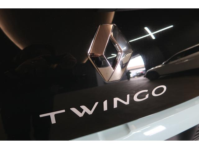 トゥインゴ インテンス　当店買取車　純正ＣＤオーディオ　バックソナー　ＥＴＣ　クルーズコントロール　ＥＣＯモード　フロント＆リアフォグランプ　アイドリングストップ　純正１５インチアルミホイール　オートエアコン　取説＆保証書（46枚目）