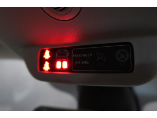トゥインゴ インテンス　当店買取車　純正ＣＤオーディオ　バックソナー　ＥＴＣ　クルーズコントロール　ＥＣＯモード　フロント＆リアフォグランプ　アイドリングストップ　純正１５インチアルミホイール　オートエアコン　取説＆保証書（77枚目）