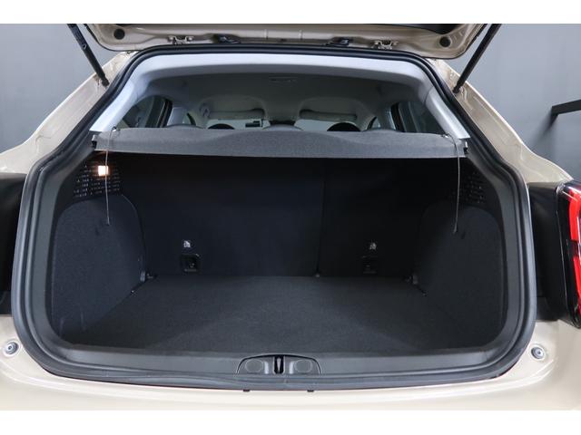 ５００Ｘ クロス　ａｐｐｌｅｃａｒｐａｙ対応ディスプレイオーディオ　バックカメラ　クリアランスソナー　ドライブレコーダー　ブラインドスポットモニター　パドルシフト　クルーズコントロール　シートヒーター　パワーシート（15枚目）