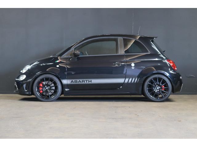 アバルト５９５ コンペティツィオーネ　７０周年記念車　左Ｈ　Ａｐｐｌｅｃａｒｐｌａｙ対応ディスプレイ　前後ドライブレコーダー　バックソナー　レコードモンツァマフラー　フロント＆リアフォグランプ　Ｂｌｕｅｔｏｏｔｈ接続対応＆ＵＳＢ接続ポート（20枚目）