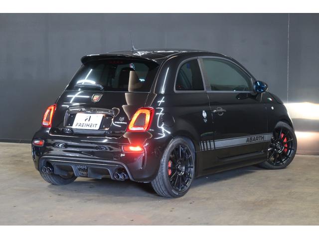 アバルト５９５ コンペティツィオーネ　７０周年記念車　左Ｈ　Ａｐｐｌｅｃａｒｐｌａｙ対応ディスプレイ　前後ドライブレコーダー　バックソナー　レコードモンツァマフラー　フロント＆リアフォグランプ　Ｂｌｕｅｔｏｏｔｈ接続対応＆ＵＳＢ接続ポート（23枚目）