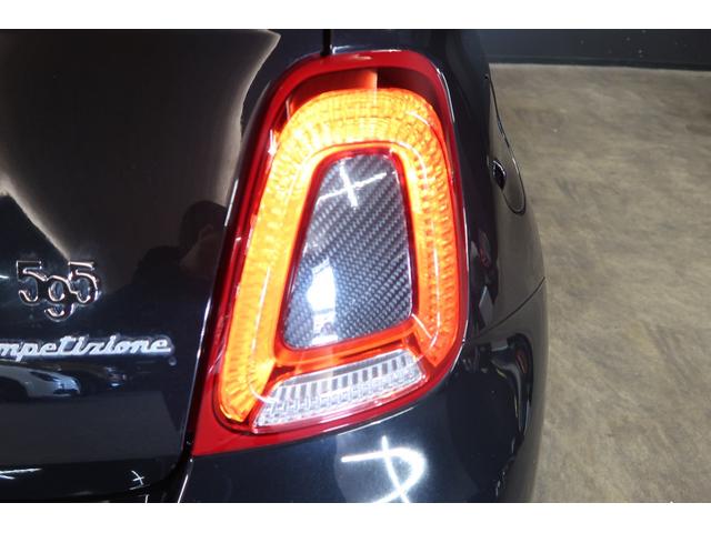 アバルト５９５ コンペティツィオーネ　７０周年記念車　左Ｈ　Ａｐｐｌｅｃａｒｐｌａｙ対応ディスプレイ　前後ドライブレコーダー　バックソナー　レコードモンツァマフラー　フロント＆リアフォグランプ　Ｂｌｕｅｔｏｏｔｈ接続対応＆ＵＳＢ接続ポート（45枚目）